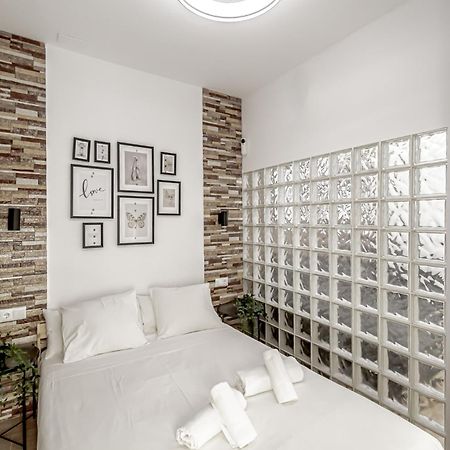 Apartamentos Franco Rodriguez Madrid Luaran gambar